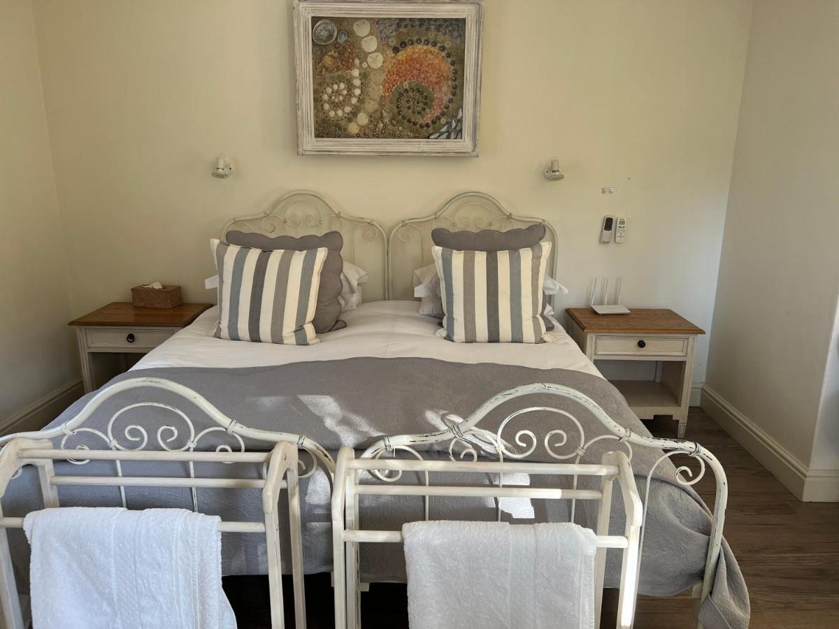 Constantia Valley Lodge Cape Town Bagian luar foto