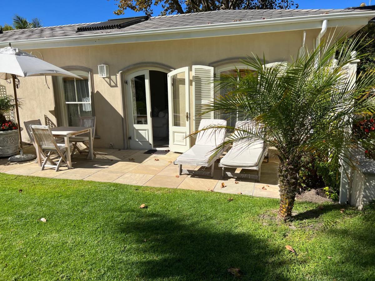 Constantia Valley Lodge Cape Town Bagian luar foto