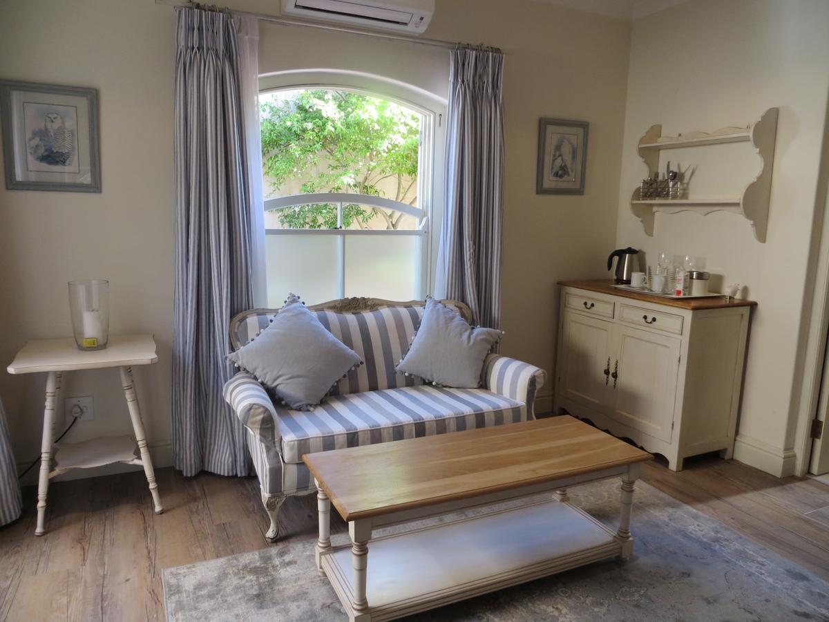 Constantia Valley Lodge Cape Town Bagian luar foto